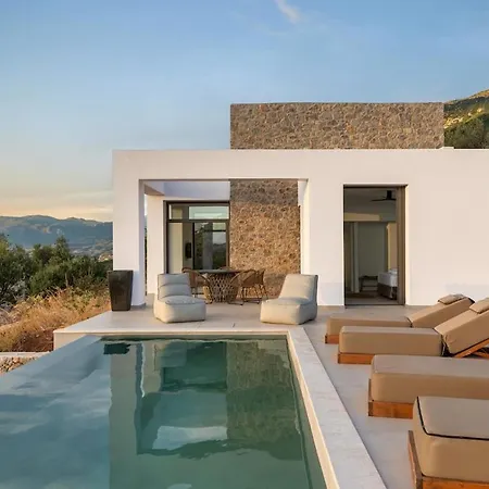 Chora Mikri Villa *