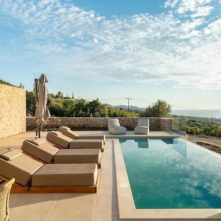 Chora Mikri Villa
